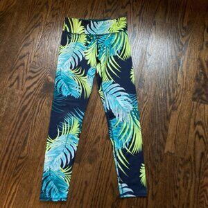 Girls Old Navy Active Leggings Size L (10-12) Navy Green Palm Print